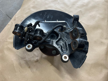 2015-2020 Ford Mustang 5.0L GT LH Driver Side Front Spindle Knuckle Hub