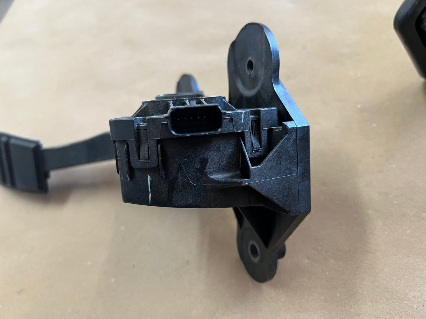 2018-2022 Ford Mustang GT Automatic Brake Pedal Assembly Accelerator - OEM