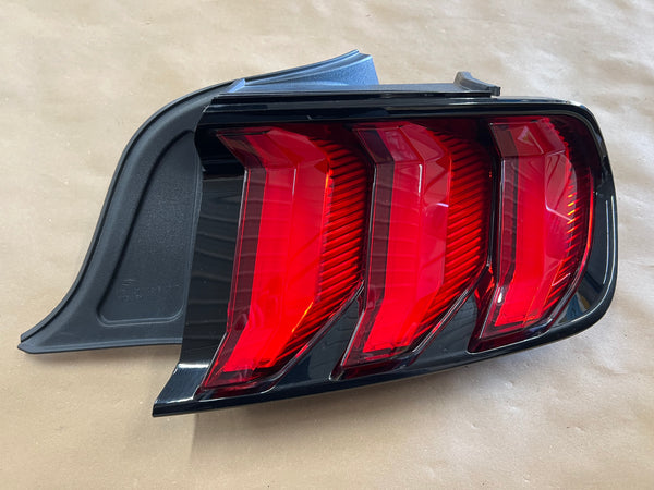 2018-2023 Ford Mustang GT V6 EcoBoost Tail Light RH Passenger Side LED
