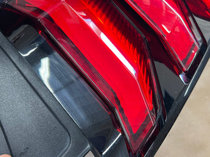 2018-2023 Ford Mustang GT V6 EcoBoost Tail Light RH Passenger Side LED