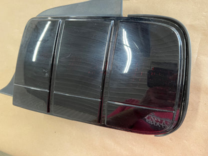 2005-2009 Ford Mustang GT V6 GT500 Tail Light RH Passenger Side