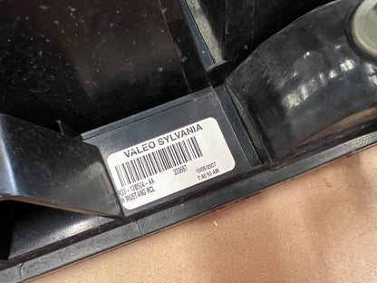 2005-2009 Ford Mustang GT V6 GT500 Tail Light RH Passenger Side