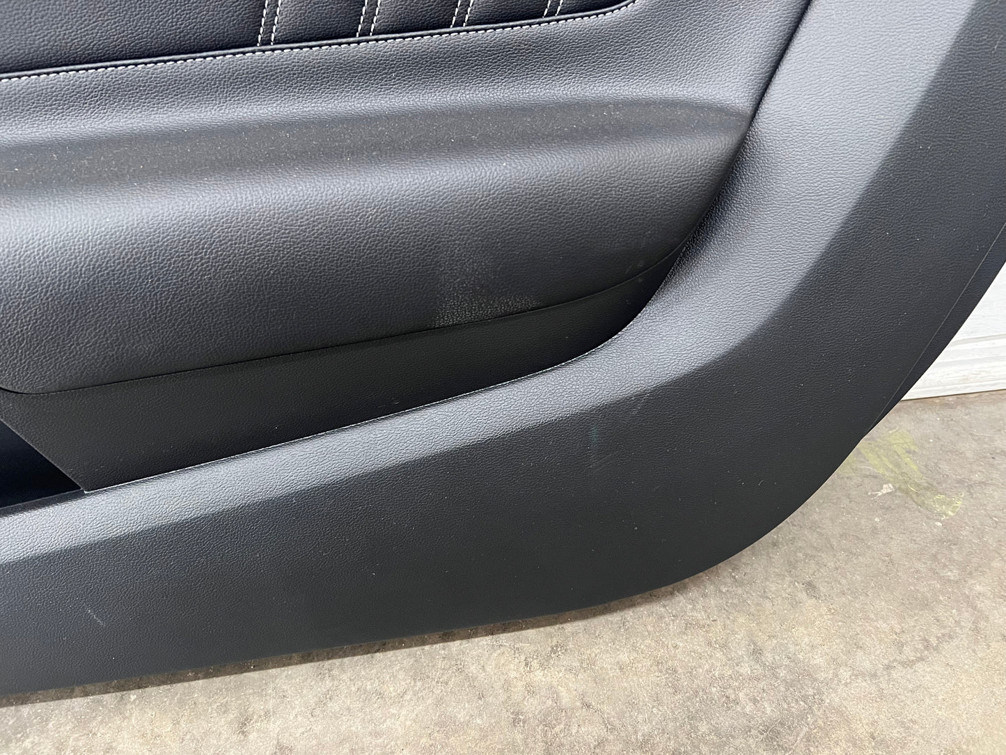 2018-2021 Ford Mustang GT Eco Boost RH Passenger Leather Insert Door Panel 2k mi