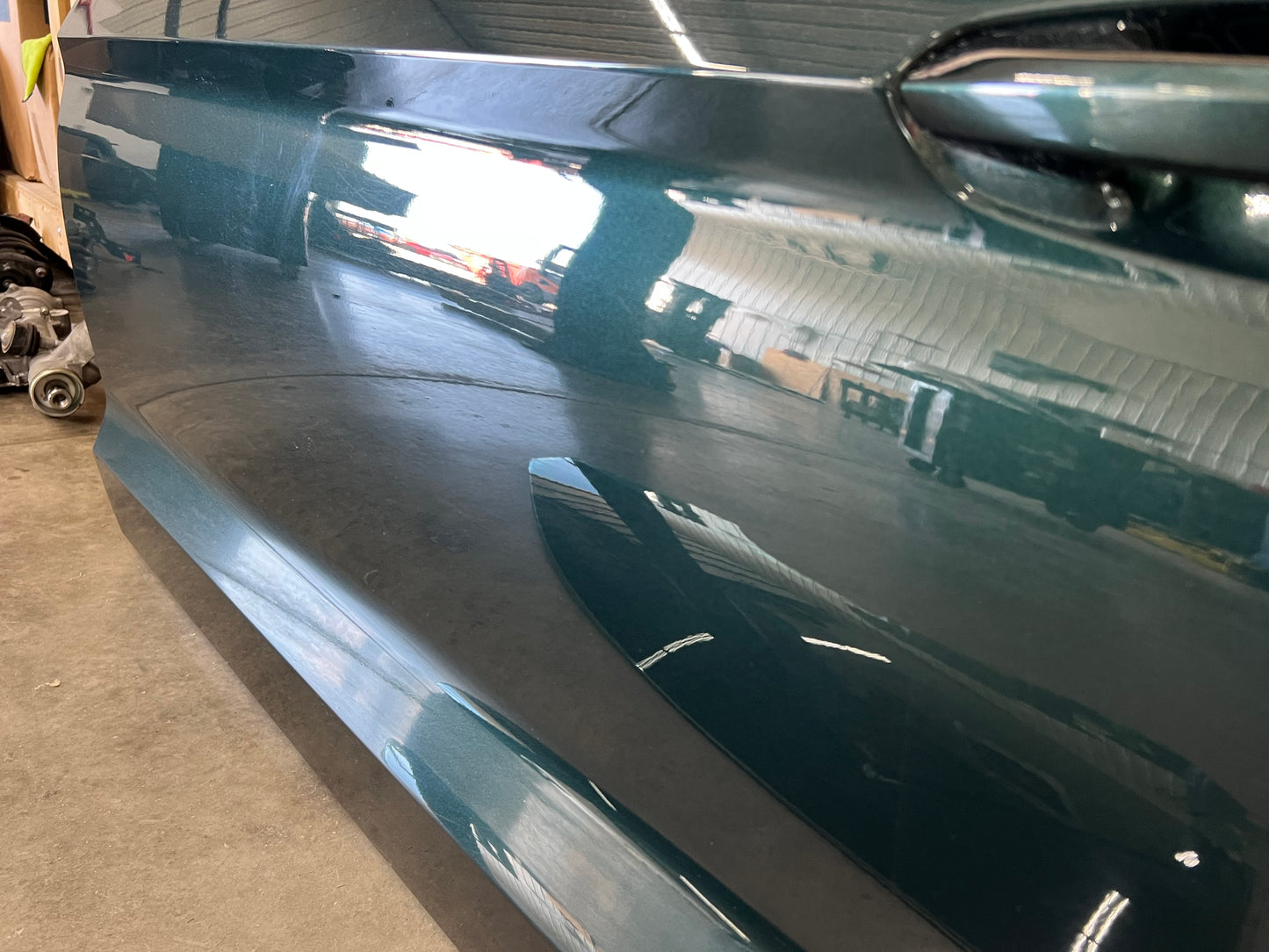 2015-2021 Ford Mustang GT GT500 LH Driver Side Door Complete w/Glass Green B5