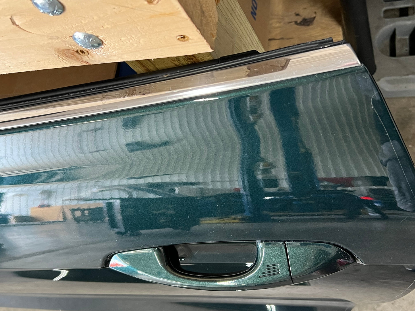 2015-2021 Ford Mustang GT GT500 LH Driver Side Door Complete w/Glass Green B5