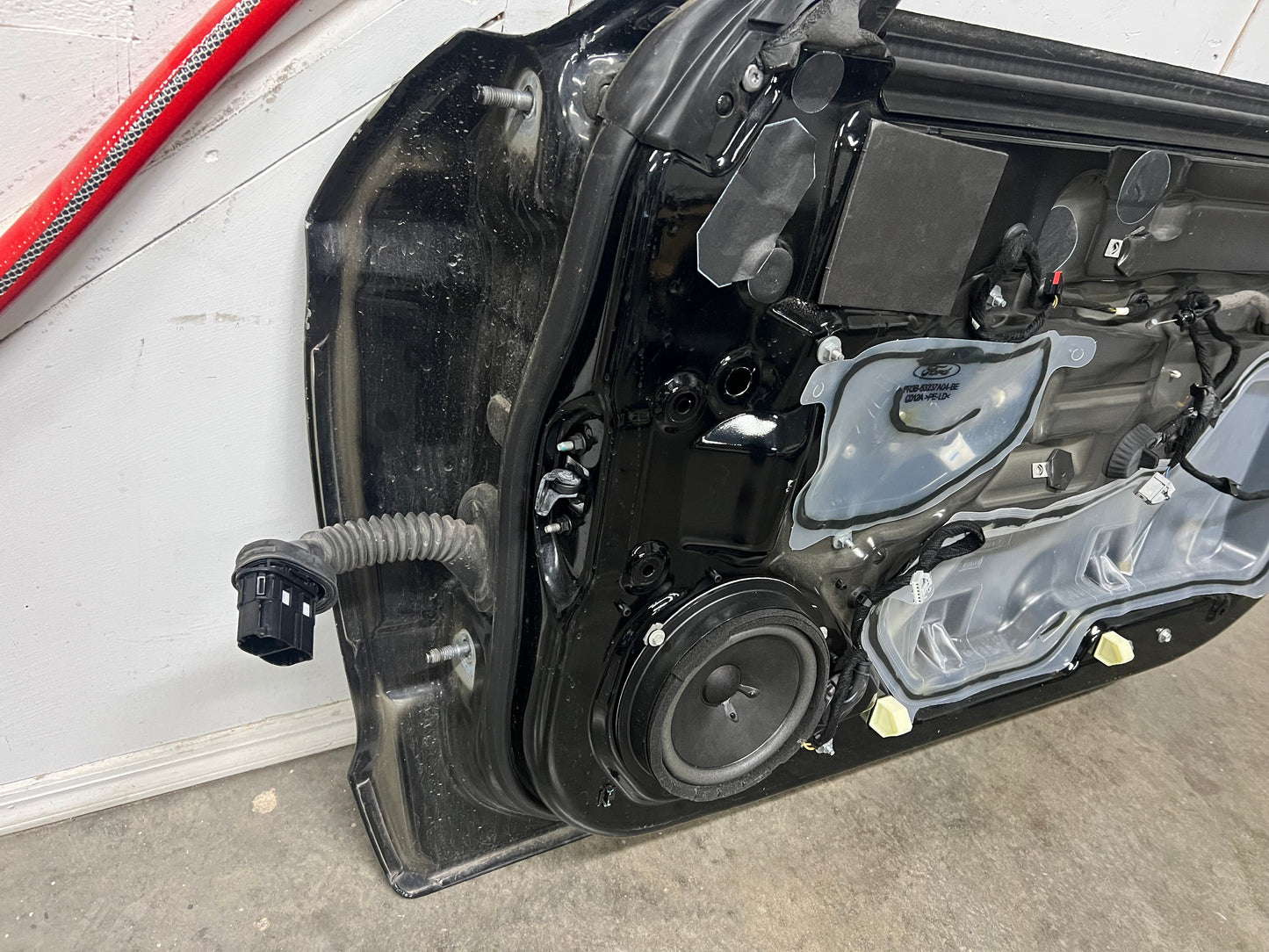 2015-2022 Ford Mustang GT EcoBoost RH Passenger Side Door Complete w/Glass