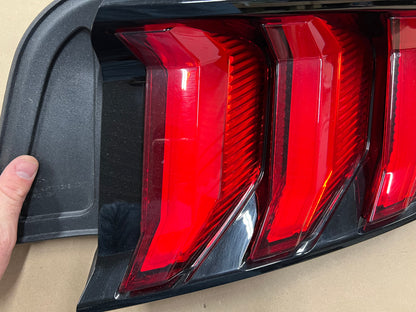 2018-2023 Ford Mustang GT V6 EcoBoost Tail Light RH Passenger Side LED