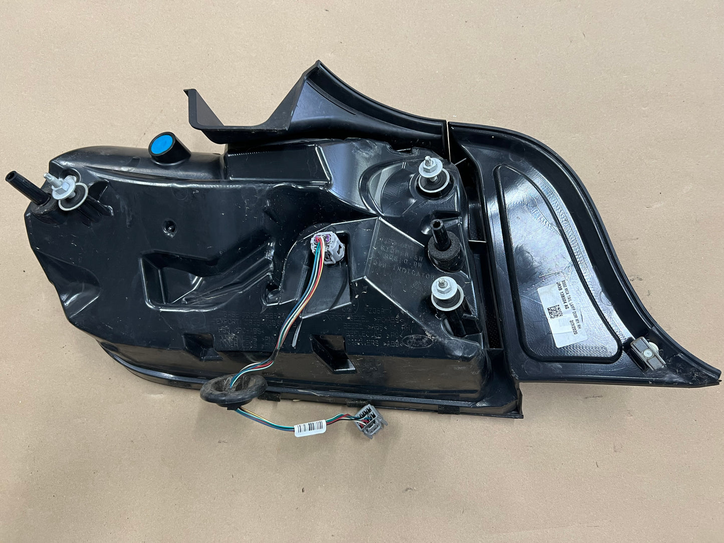 2018-2023 Ford Mustang GT V6 EcoBoost Tail Light RH Passenger Side LED