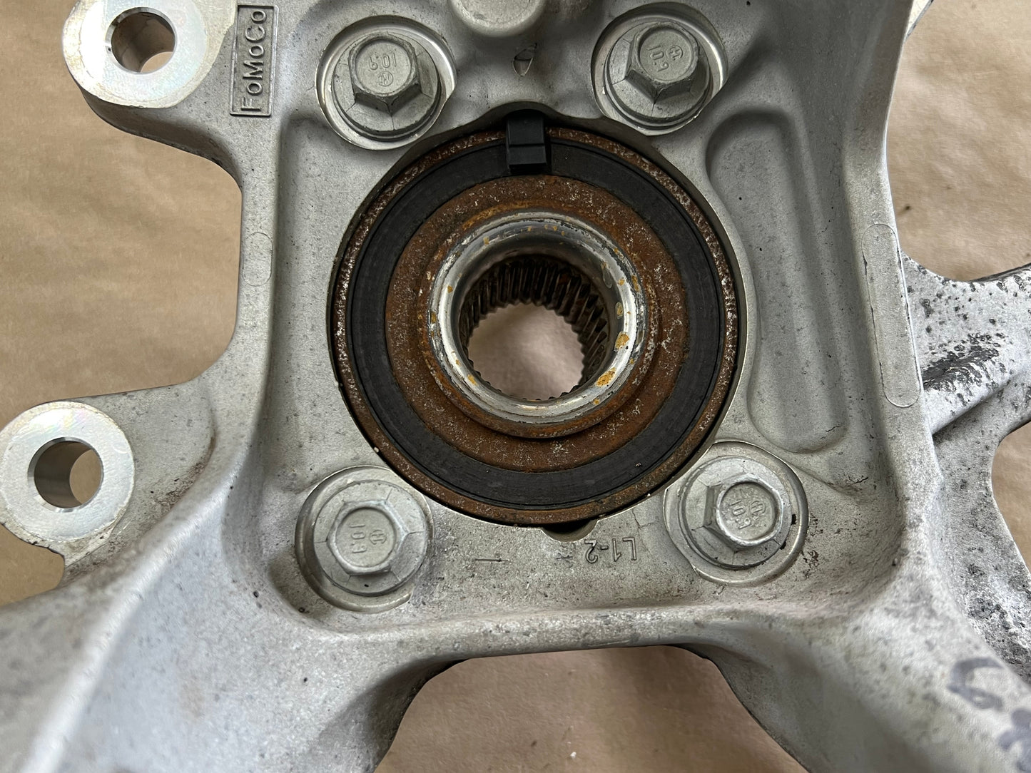 2020-2022 Ford Mustang GT500 LH Driver Side Rear Spindle Knuckle Hub - OEM