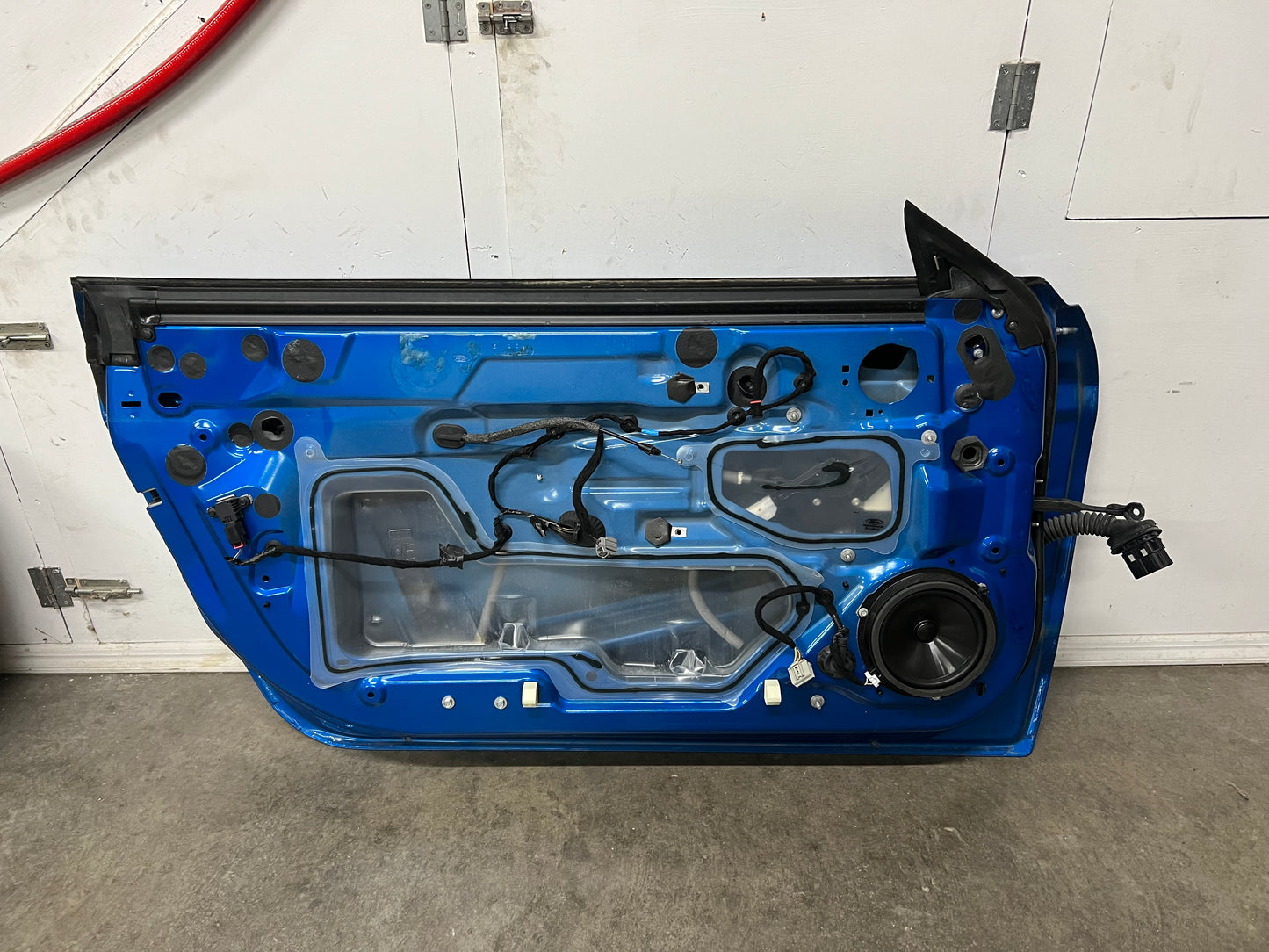 2015-2022 Ford Mustang GT EcoBoost LH Driver Side Door Complete w/Glass E7