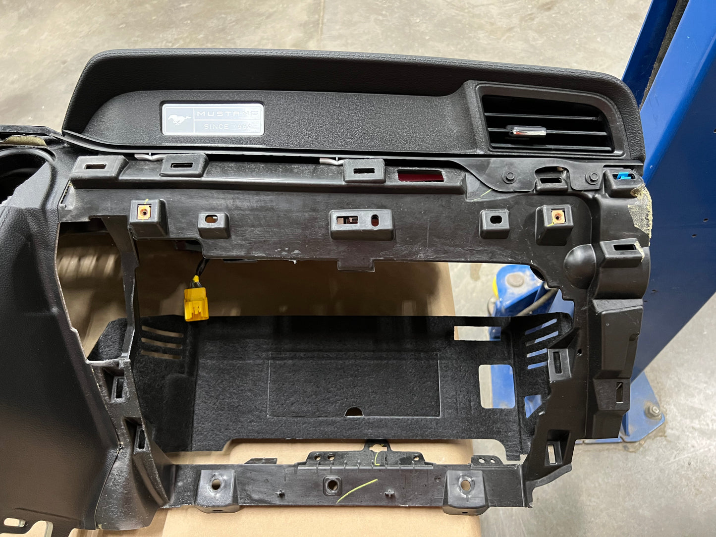 2015-2017 Ford Mustang GT 5.0 Leather Dash Pad Frame
