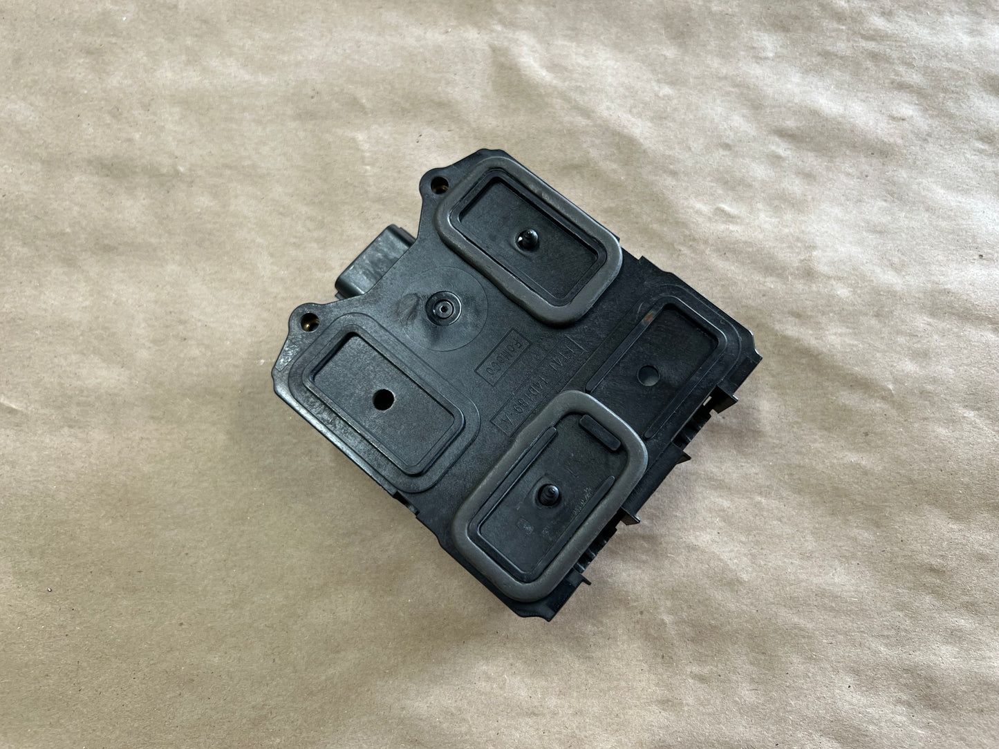 2015-2017 Ford Mustang GT 5.0 Side Mirror Blind Spot Monitor Sensor Module