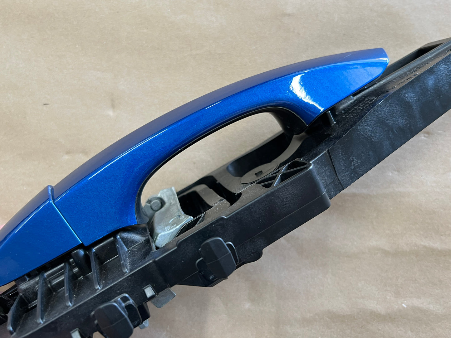 2015-2021 Ford Mustang RH Passenger Side Door Handle Blue