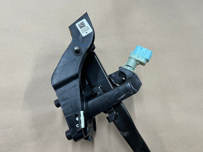 2018-2022 Ford Mustang GT Automatic Brake Pedal Assembly Accelerator - OEM