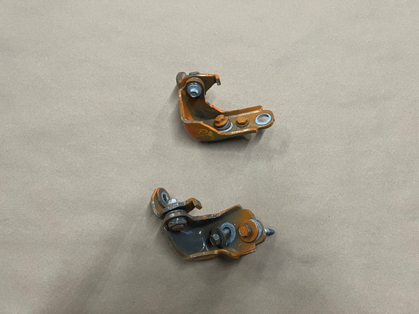 2015-2021 Ford Mustang GT GT500 GT350 Door Hinges RH Pass. Upper Lower “Orange”